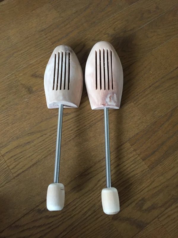 レッドシダーシューキーパー